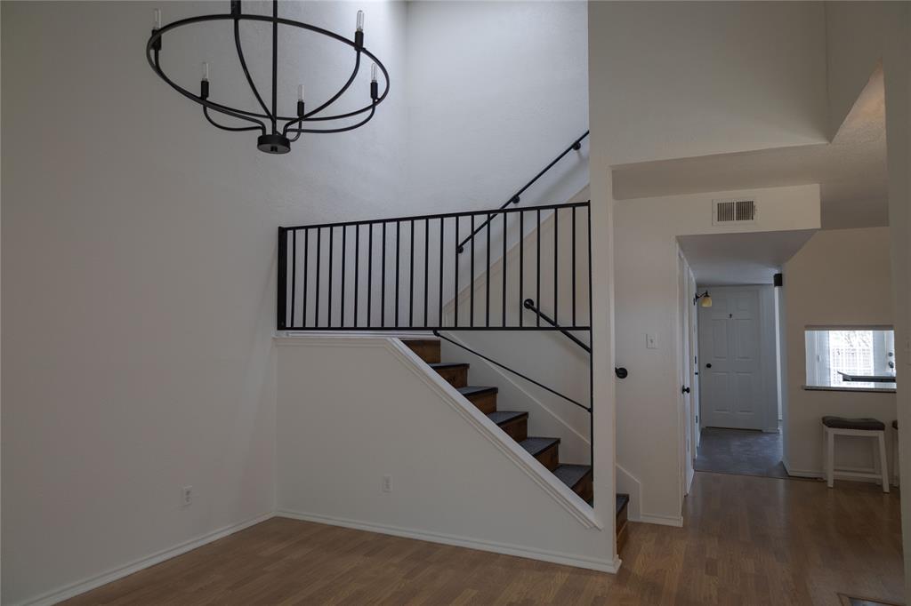 4676 Bracken Drive Property Photo 3