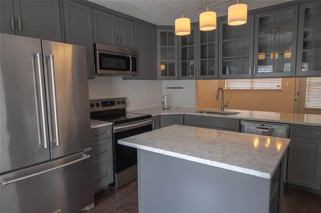 4676 Bracken Drive Property Photo 8