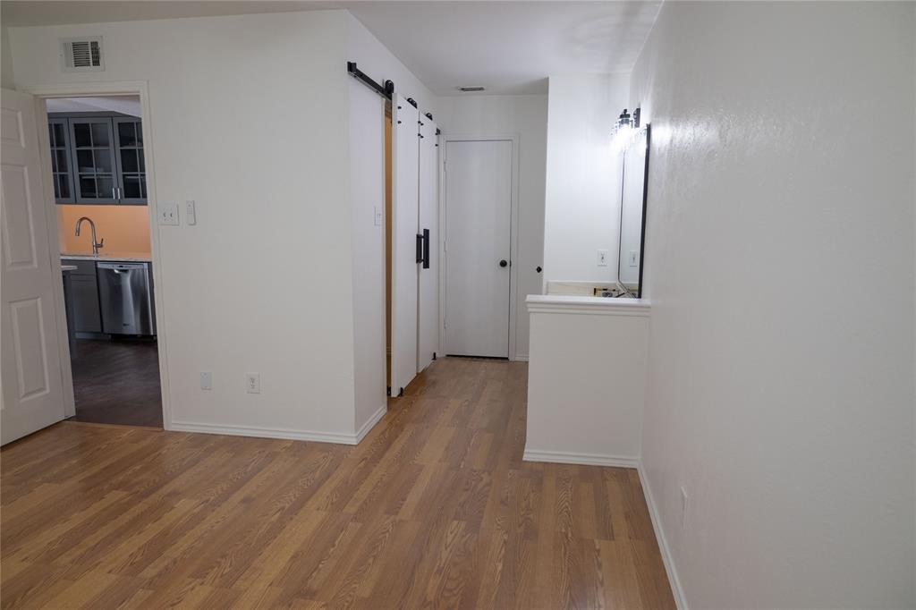 4676 Bracken Drive Property Photo 12