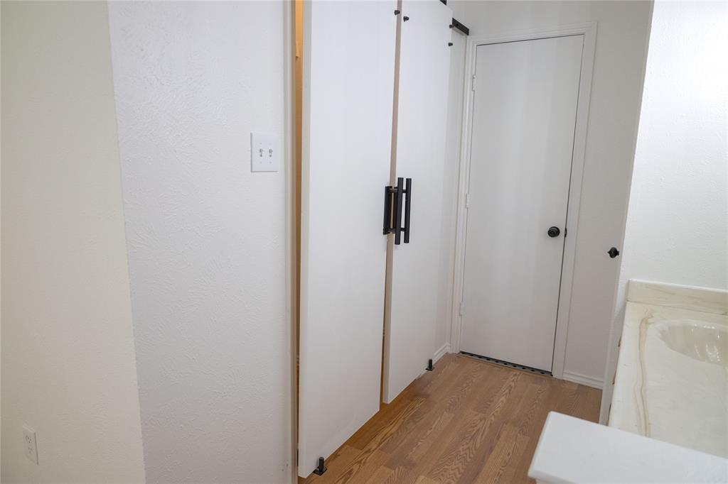 4676 Bracken Drive Property Photo 13