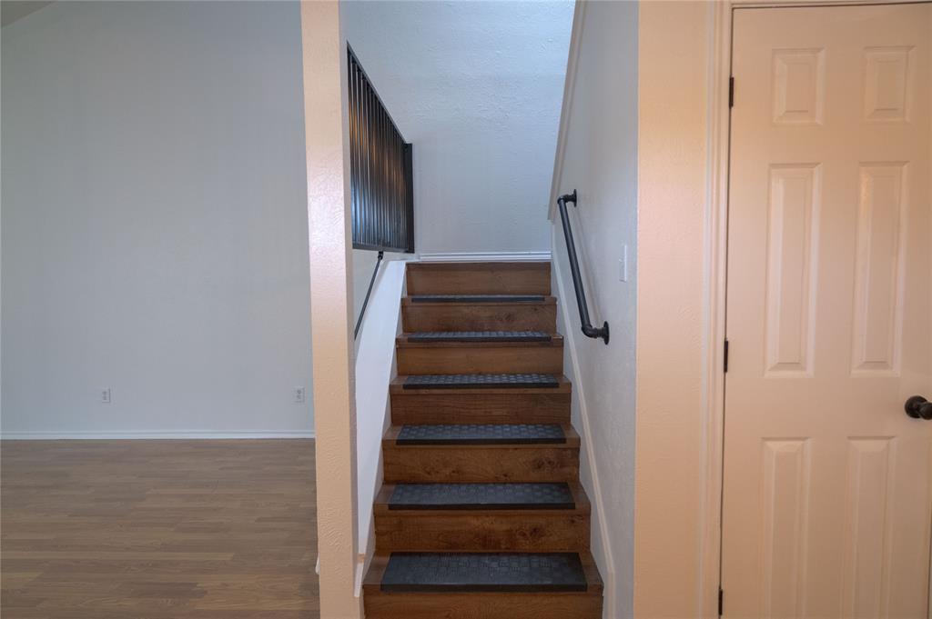 4676 Bracken Drive Property Photo 20