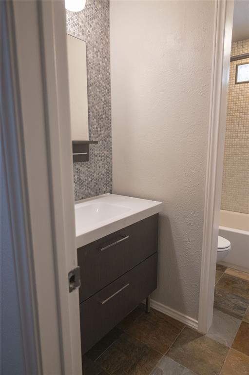 4676 Bracken Drive Property Photo 24