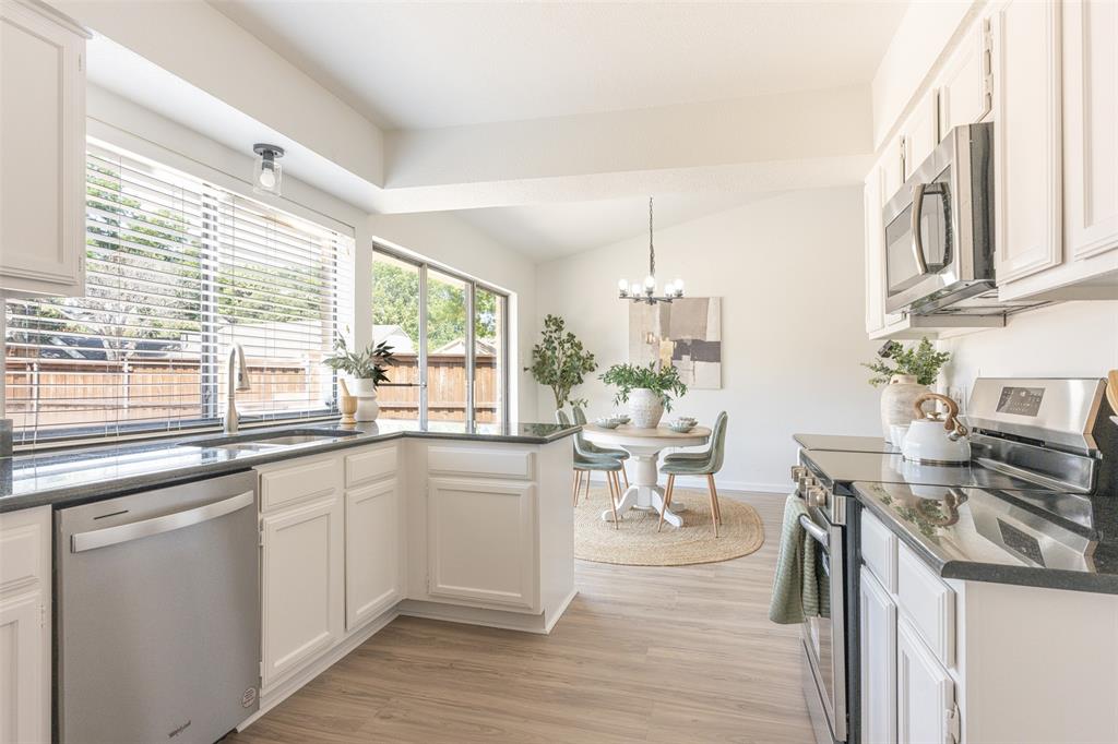 3400 Spring Meadow Lane Property Photo 1