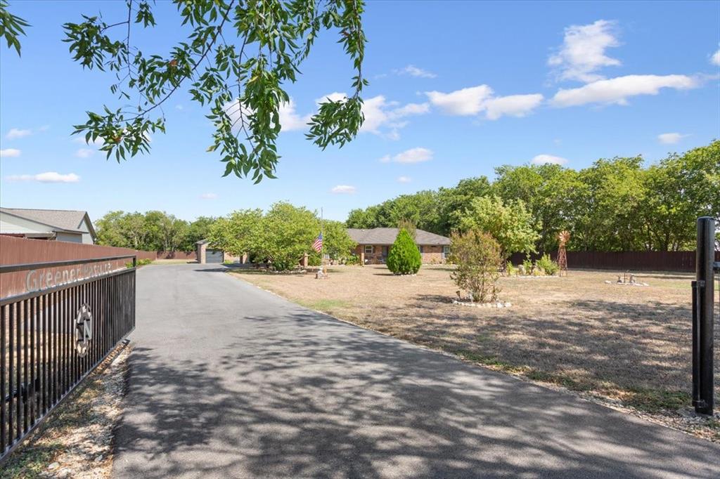 354 Bluebonnet Lane Property Photo 3