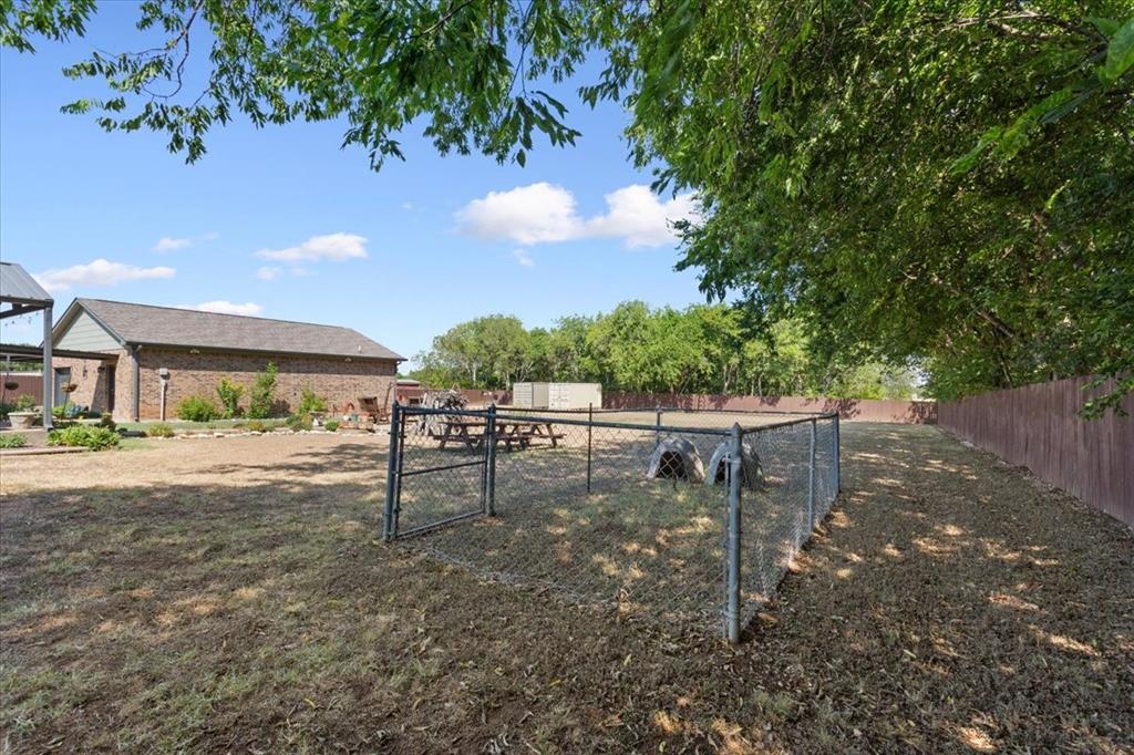 354 Bluebonnet Lane Property Photo 39