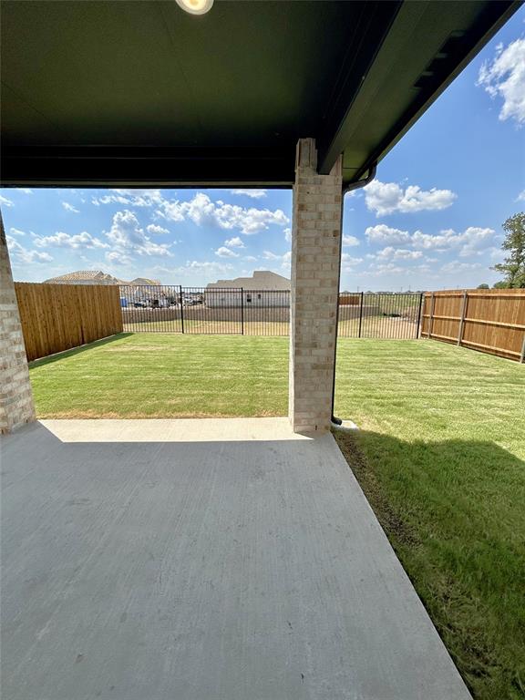 3704 Deer Drive Property Photo 7