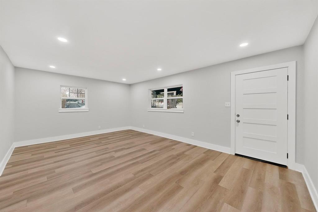 5313 Libbey Avenue Property Photo 2