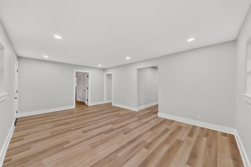 5313 Libbey Avenue Property Photo 4