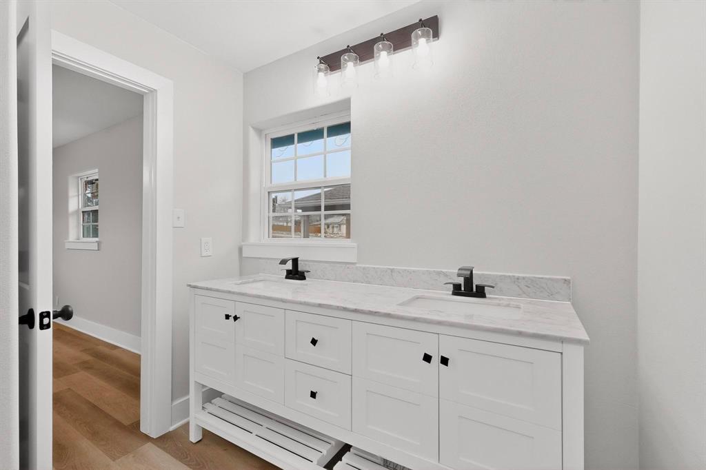 5313 Libbey Avenue Property Photo 15