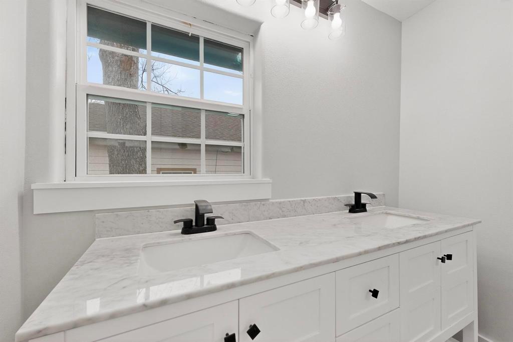5313 Libbey Avenue Property Photo 16