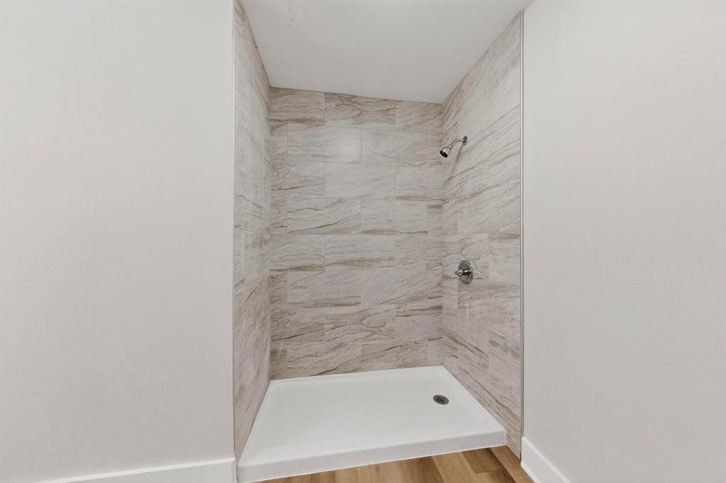 5313 Libbey Avenue Property Photo 17