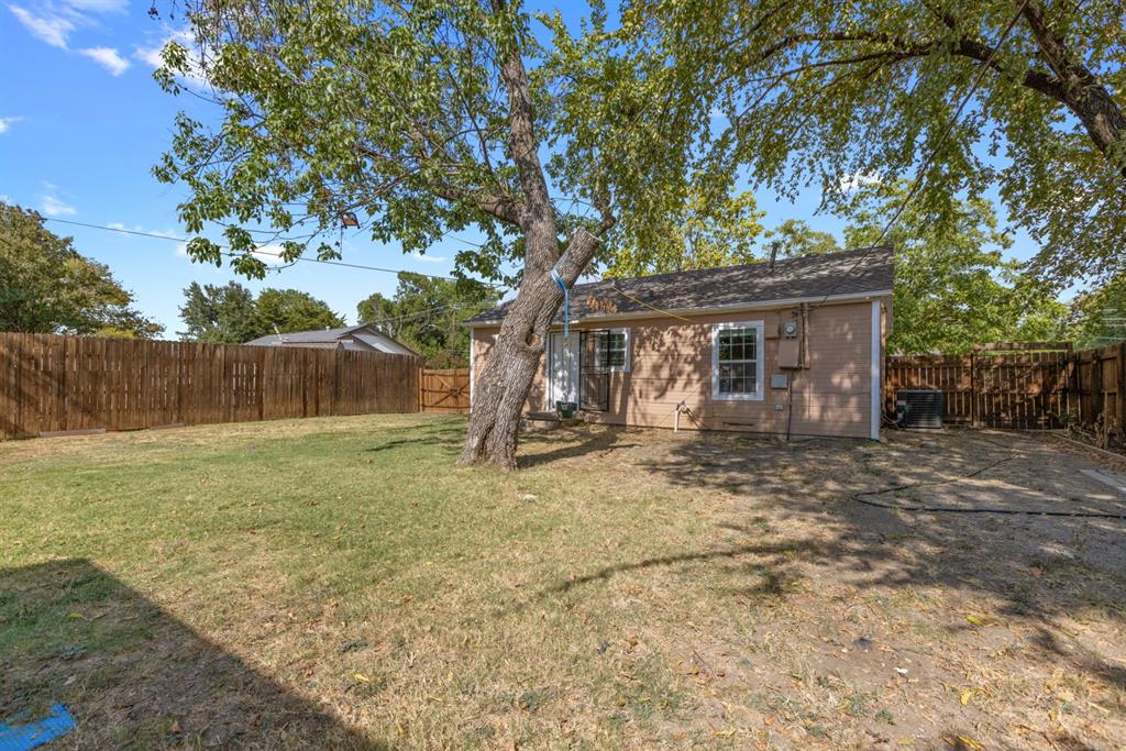1001 S 5th Street Property Photo 12