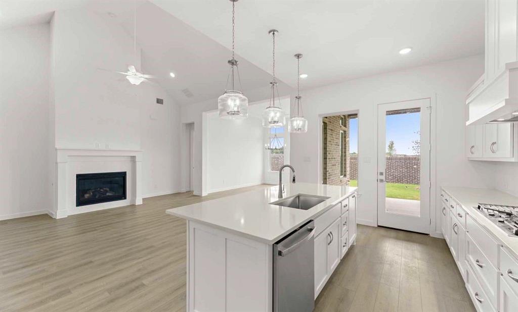 2229 Switchgrass Drive Property Photo 12