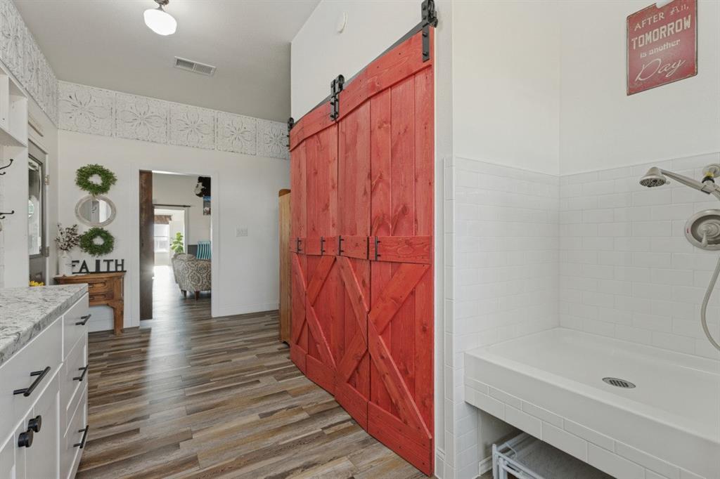 225 County Road 286 Property Photo 14