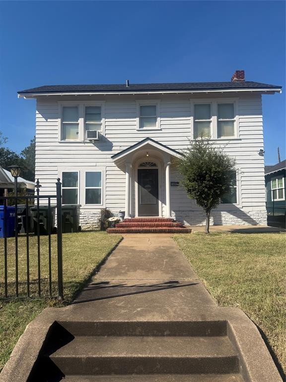 2605 Homan Property Photo 1