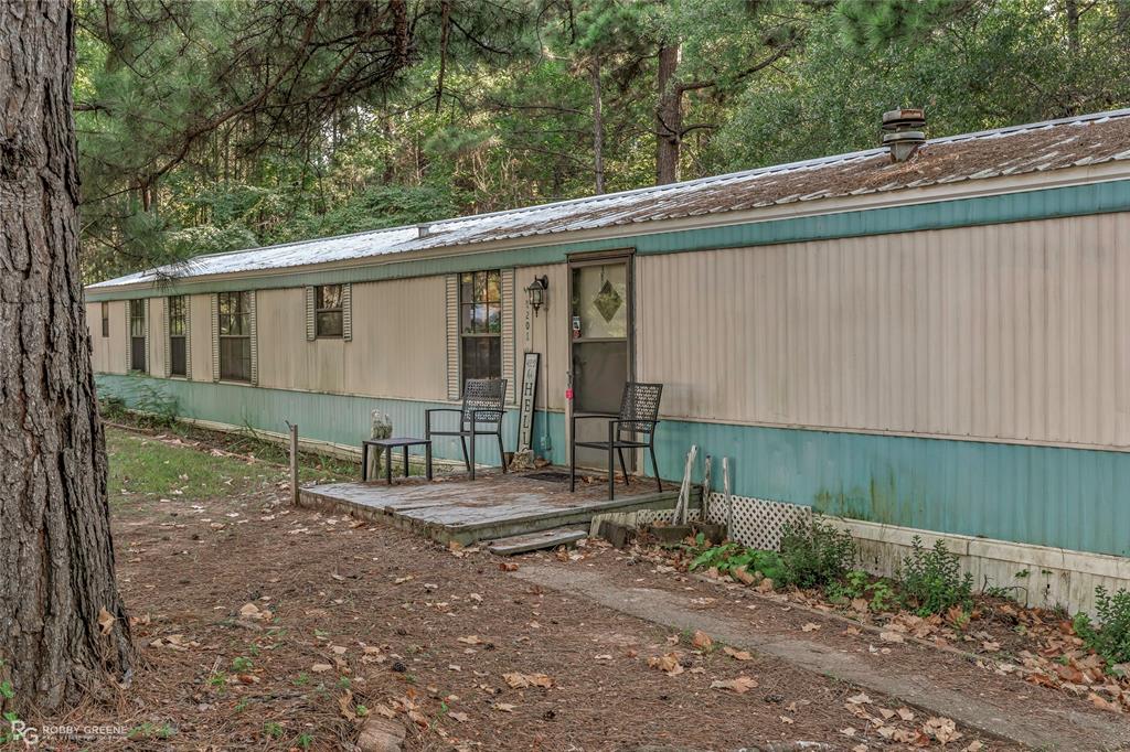 1201 Gray Lake Drive Property Photo 3
