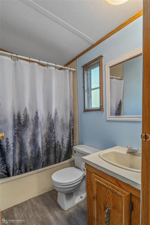1201 Gray Lake Drive Property Photo 24