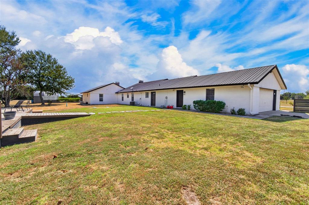 424 Fm 1563 Property Photo 3