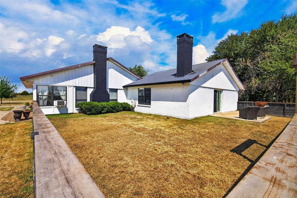 424 Fm 1563 Property Photo 8