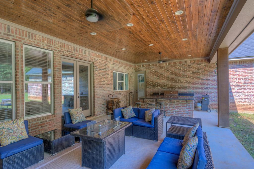 14734 Highway 157 Property Photo 8