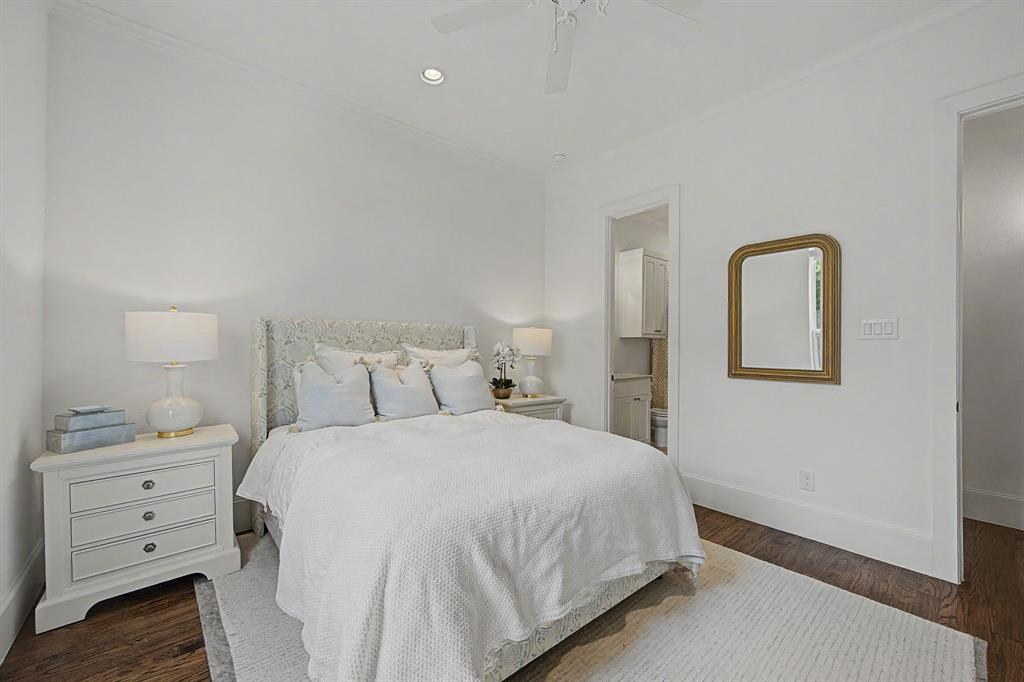 559 Coolair Drive Property Photo 17