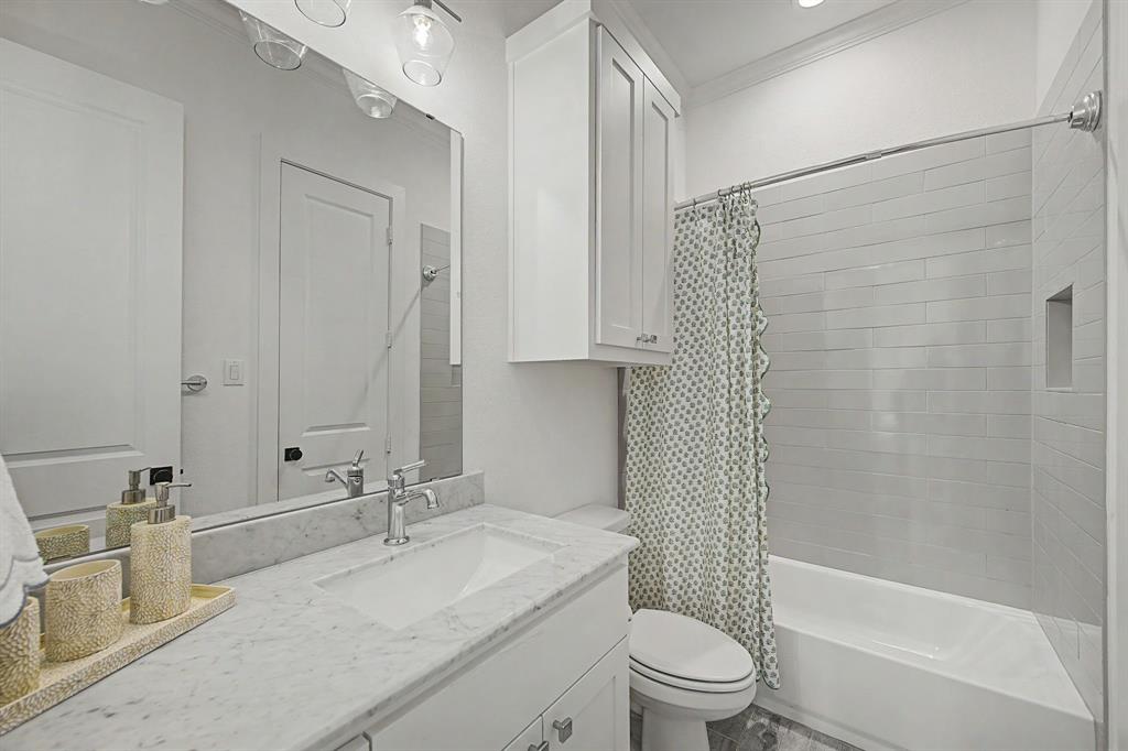 559 Coolair Drive Property Photo 18