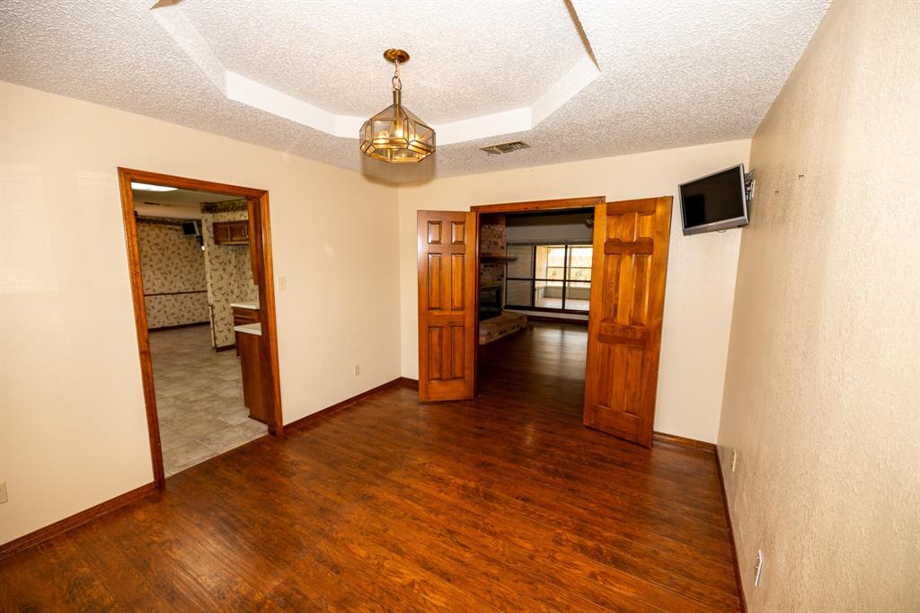 104 Cedar Springs Boulevard Property Photo 7