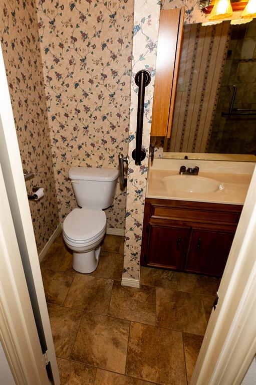 104 Cedar Springs Boulevard Property Photo 17