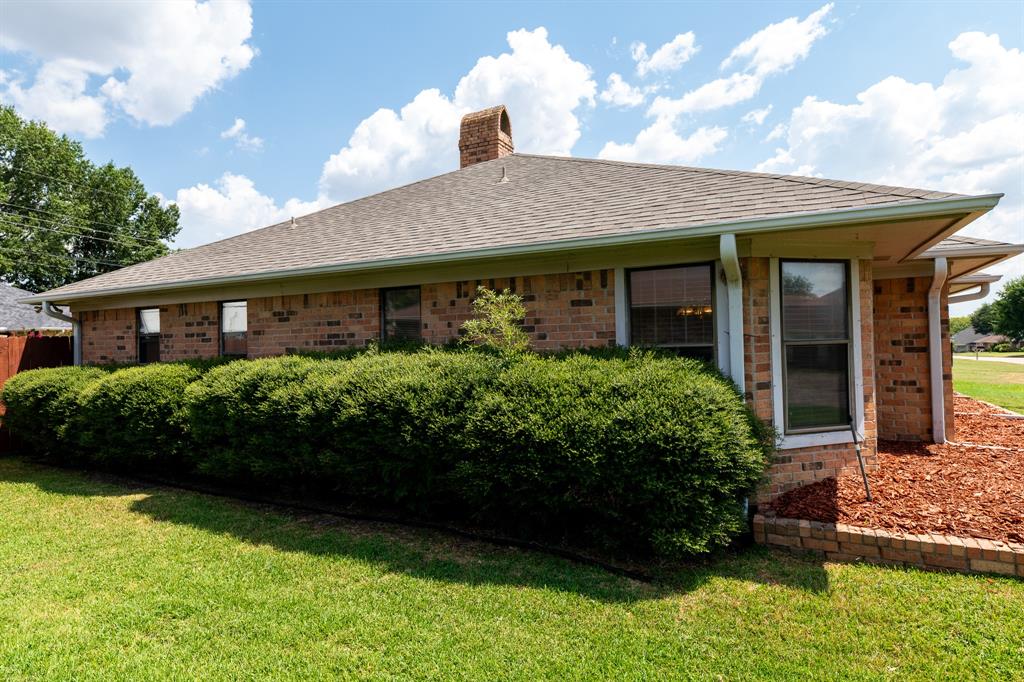 104 Cedar Springs Boulevard Property Photo 35