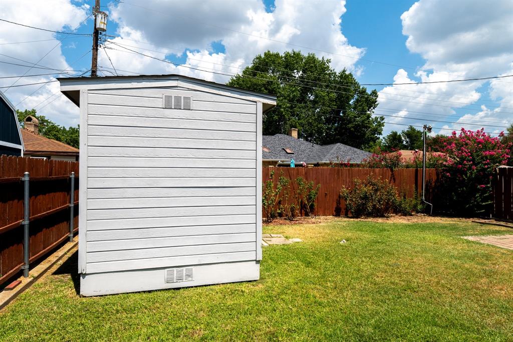 104 Cedar Springs Boulevard Property Photo 37