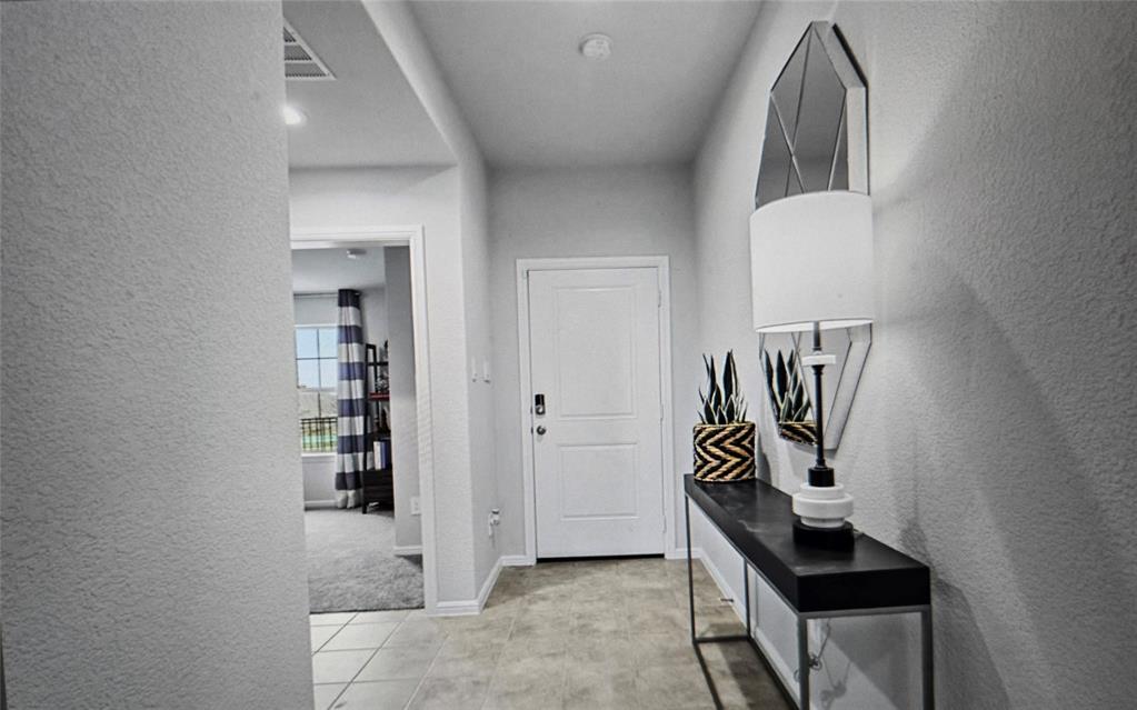 1517 Central Park Drive Property Photo 2