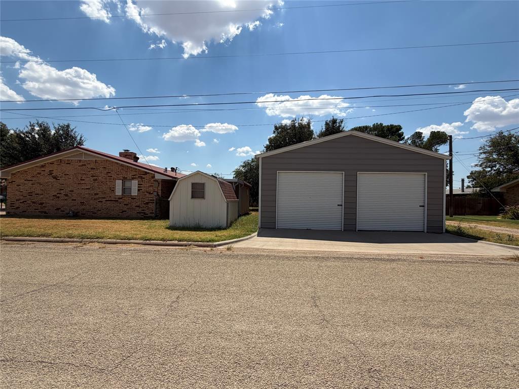 1209 Park Street Property Photo 5