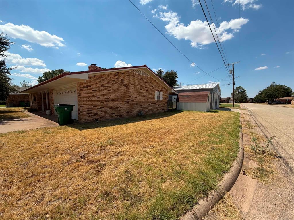 1209 Park Street Property Photo 7