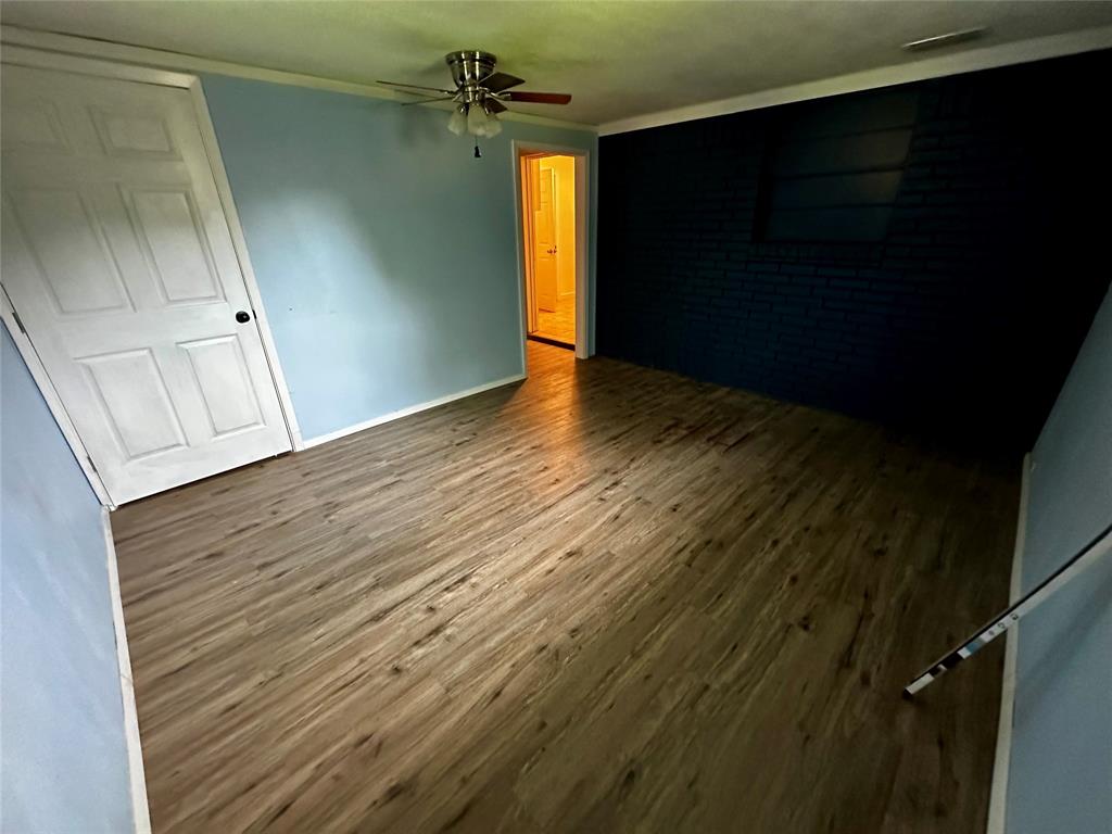 1209 Park Street Property Photo 11