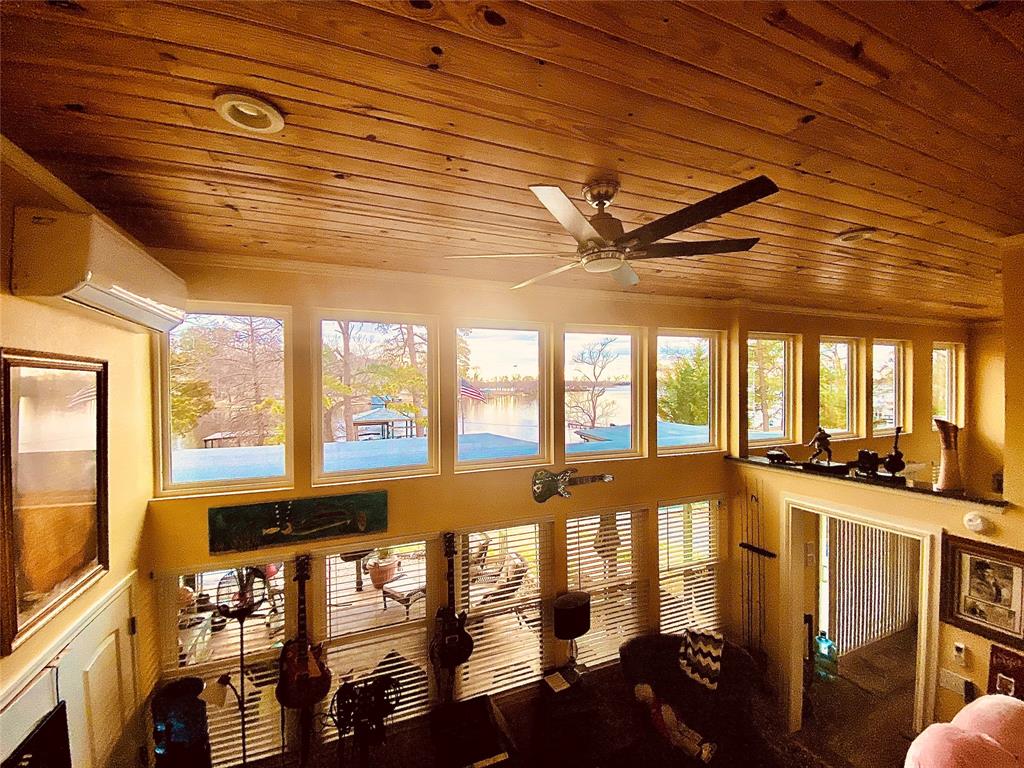 1776 County Road 2270 Property Photo 6