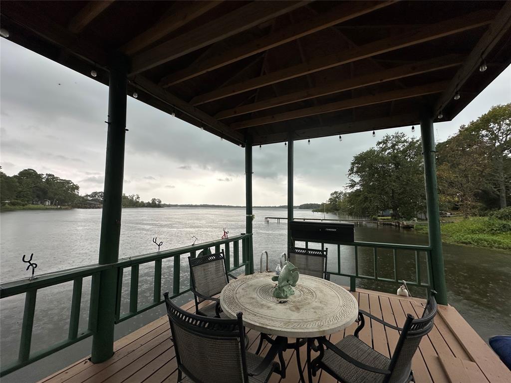 1776 County Road 2270 Property Photo 8