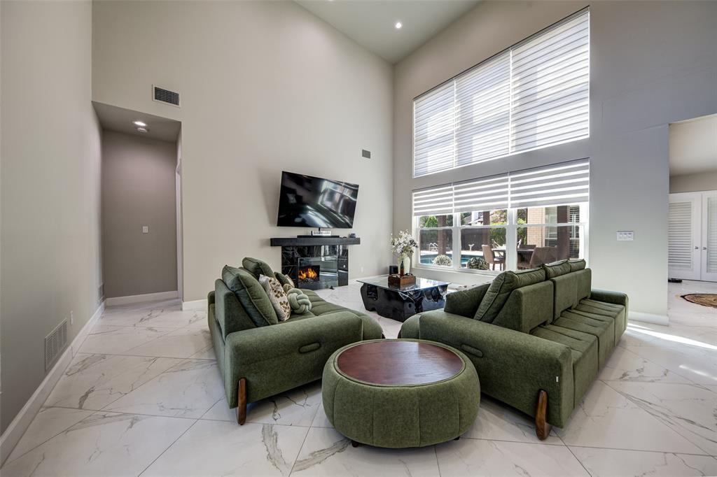 6604 Myrtle Beach Drive Property Photo 7