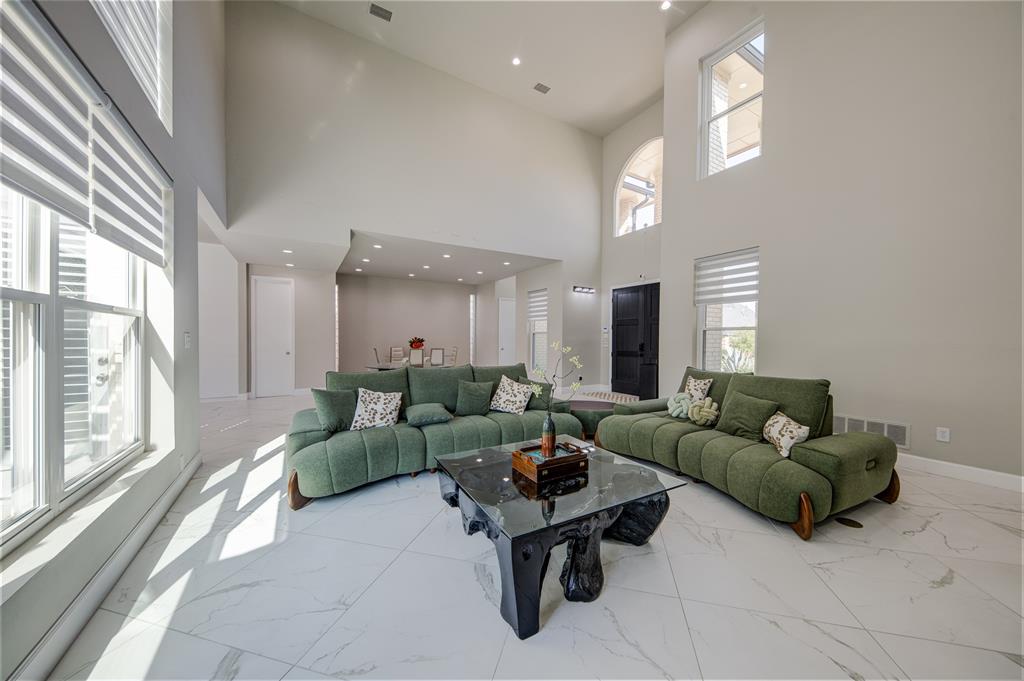 6604 Myrtle Beach Drive Property Photo 10