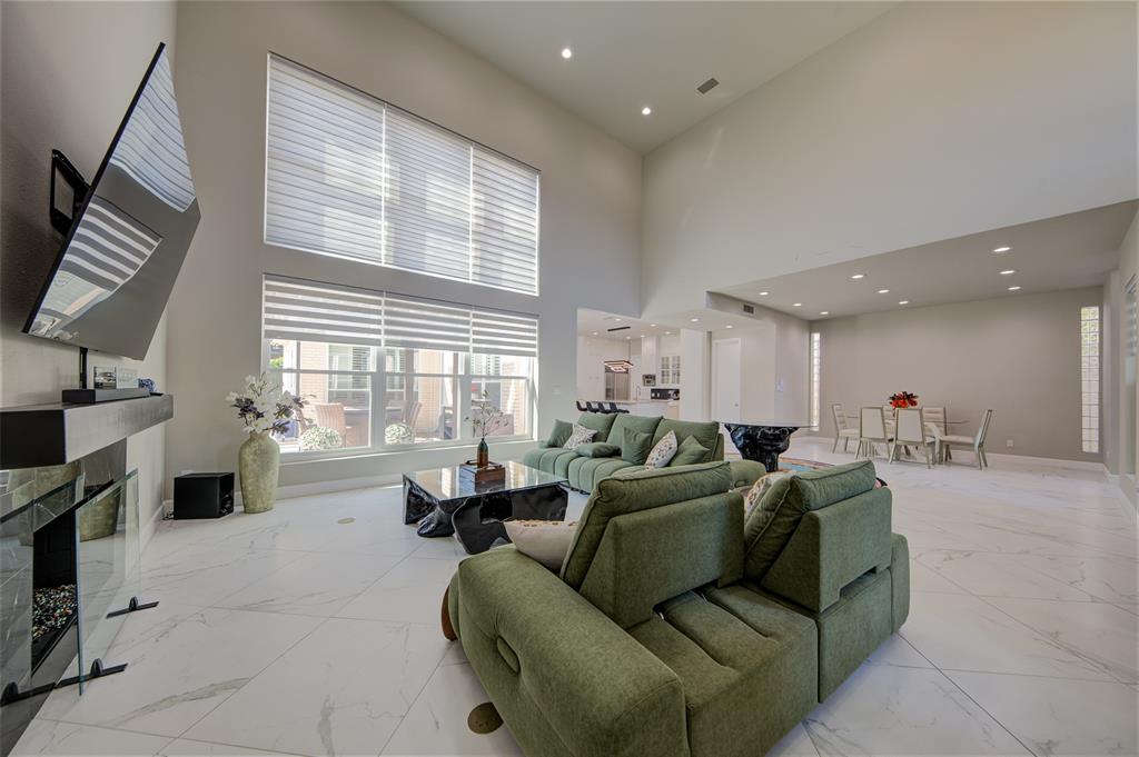 6604 Myrtle Beach Drive Property Photo 11