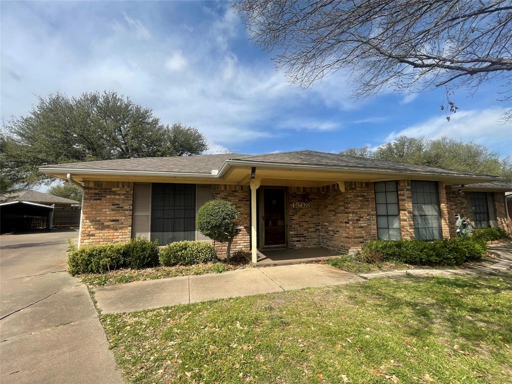 4508 Mill Pond Court Property Photo 1