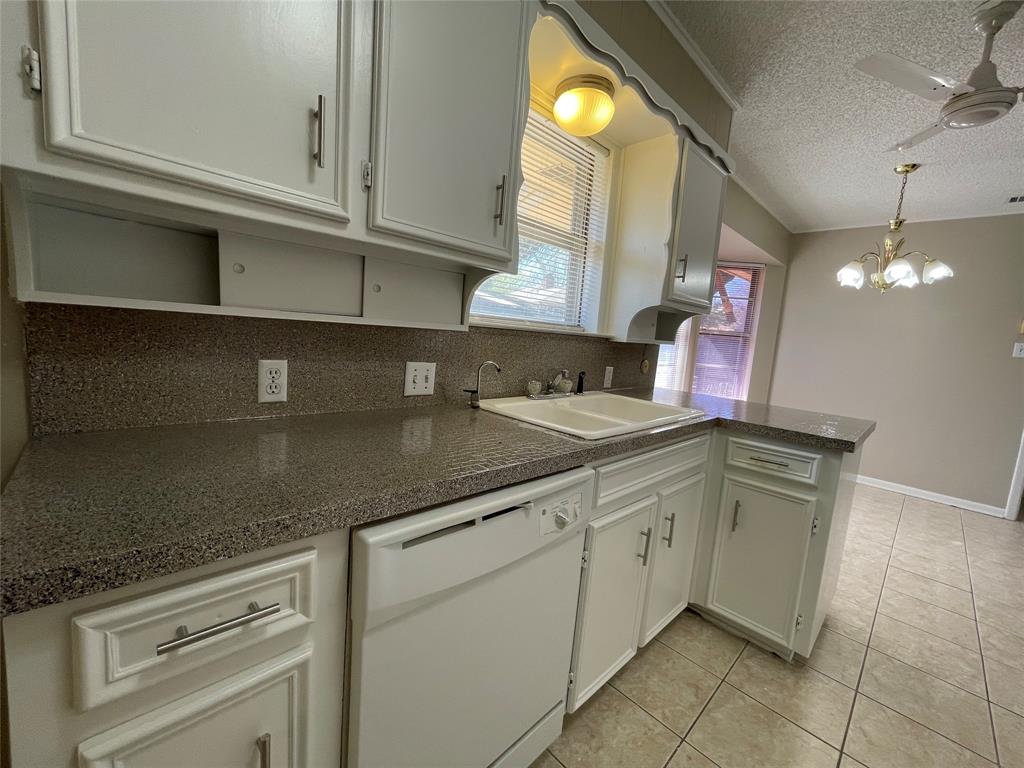 4508 Mill Pond Court Property Photo 6