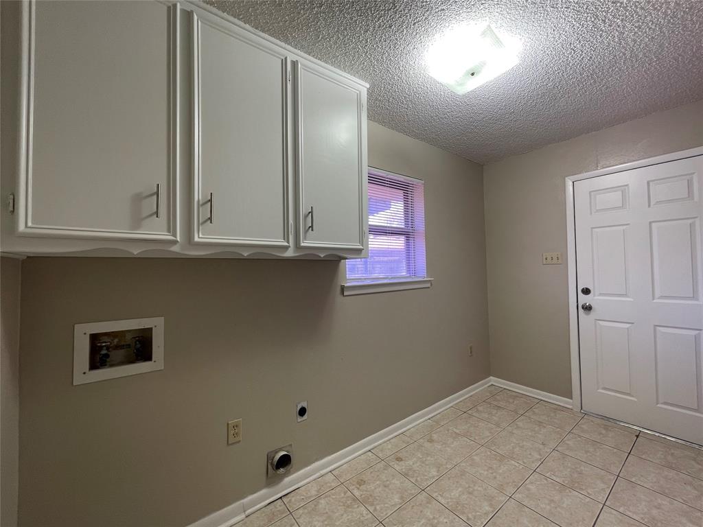 4508 Mill Pond Court Property Photo 11
