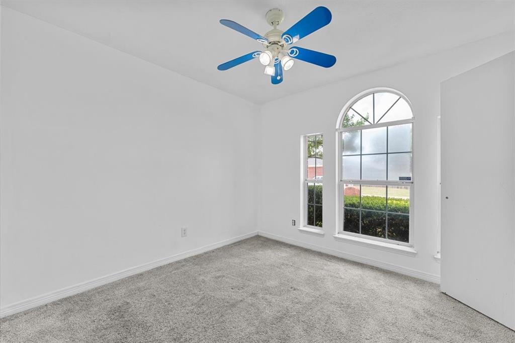 10505 Braewood Drive Property Photo 2