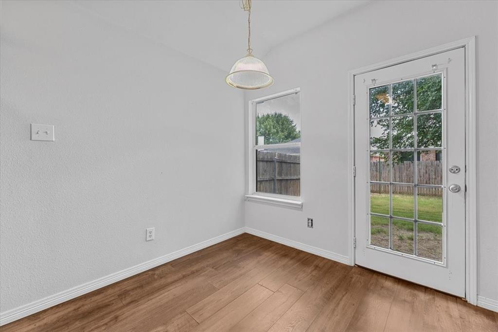 10505 Braewood Drive Property Photo 11