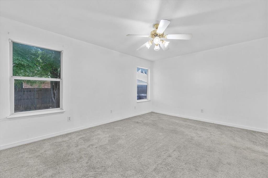 10505 Braewood Drive Property Photo 13