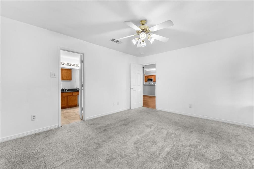 10505 Braewood Drive Property Photo 14