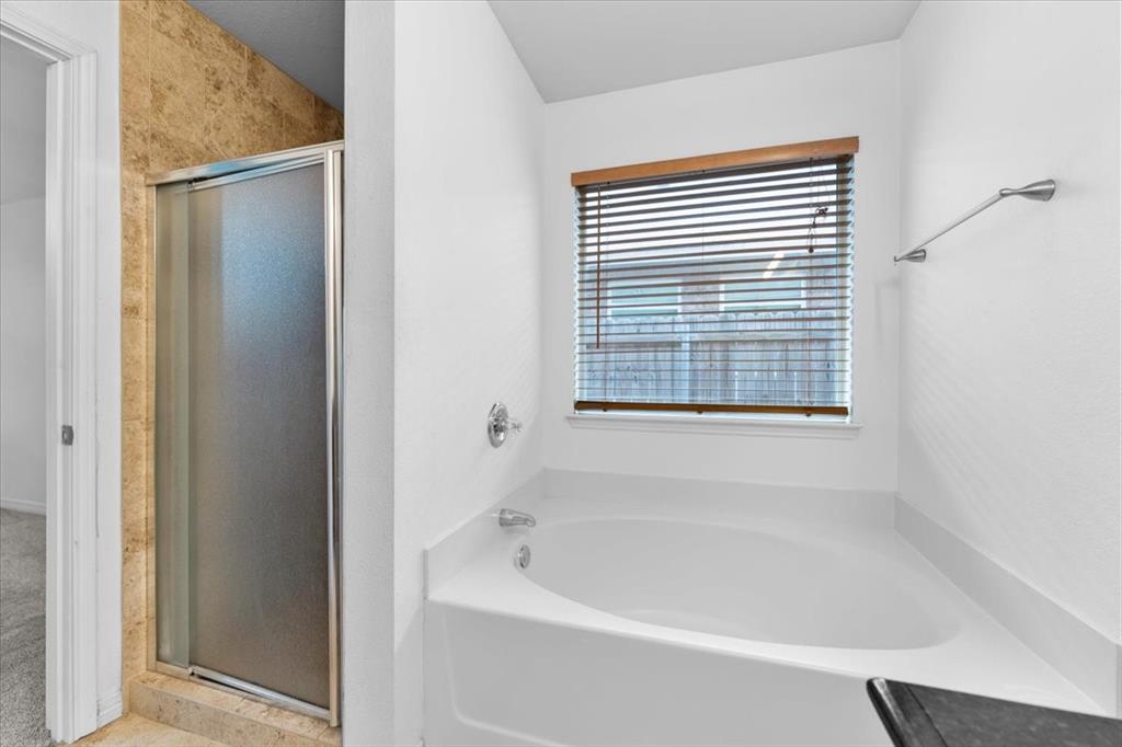 10505 Braewood Drive Property Photo 16