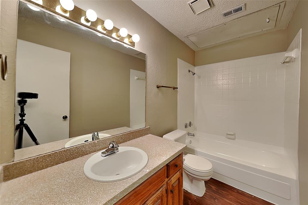 6324 Alissa Drive Property Photo 8
