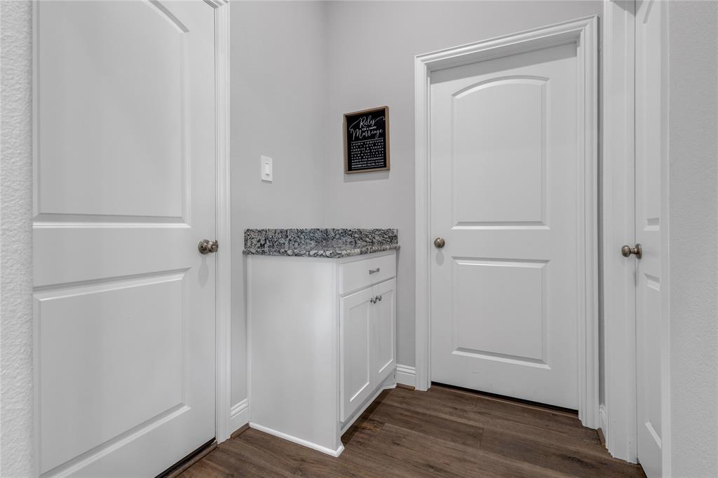 536 Private Road 7017 Property Photo 12
