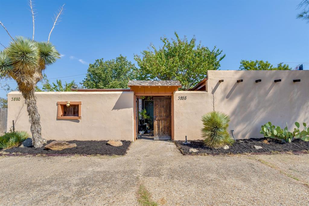3858 Wonder Court Property Photo 1